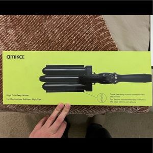 Amika High Tide Deep Waver